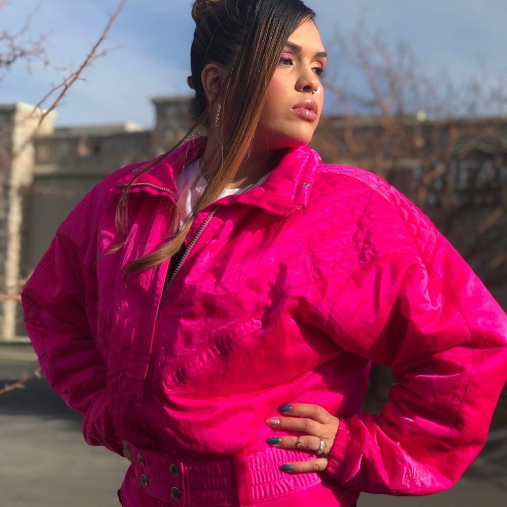 Hot pink satin quilted snow ski jacket🩷💗💕